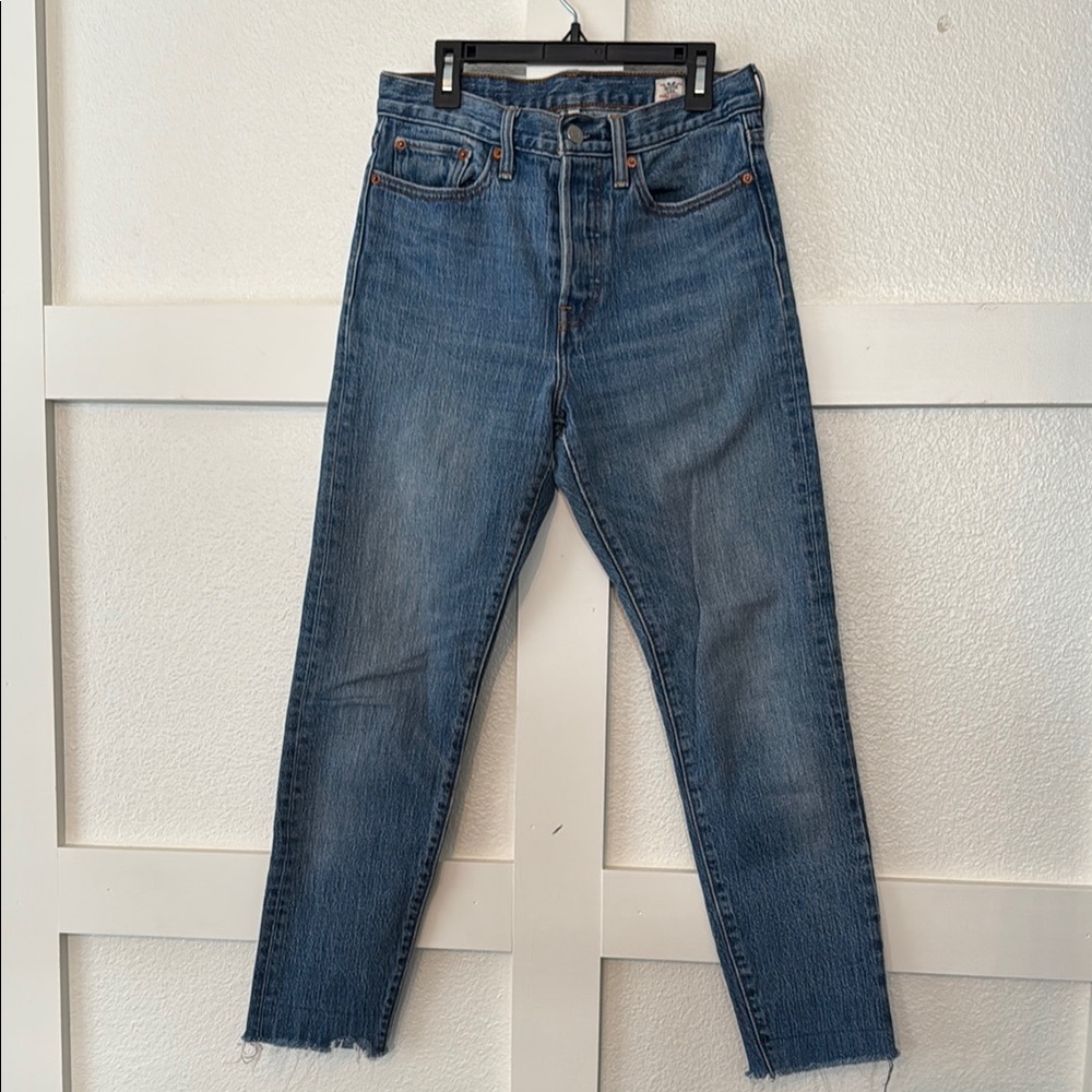 Women’s Levi’s size 27